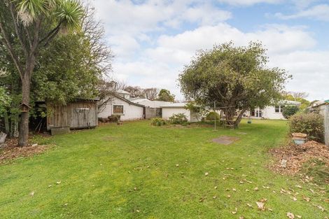 Photo of property in 8 Ake Ake Avenue, Hokowhitu, Palmerston North, 4410