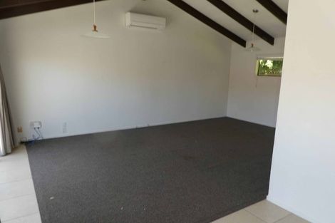 Photo of property in 206 Royal Road, Massey, Auckland, 0614