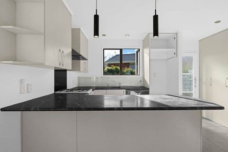 Photo of property in 6 Redcrest Avenue, Red Hill, Papakura, 2110