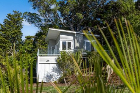 Photo of property in 25 Matheson Bay Road, Leigh, 0985