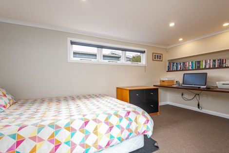 Photo of property in 92 Lyndhurst Street, Takaro, Palmerston North, 4412