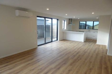 Photo of property in 12 Broadway Parade, Rolleston, 7615