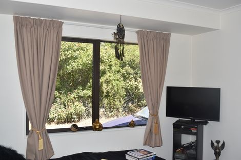 Photo of property in 194 High Street North, Carterton, 5713