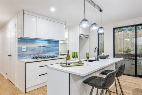 Photo of property in 1 Shibata Rise, Ranui, Auckland, 0612