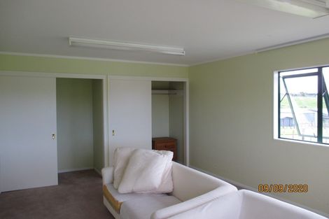 Photo of property in 141 Wades Road, Whitford, Howick, 2571