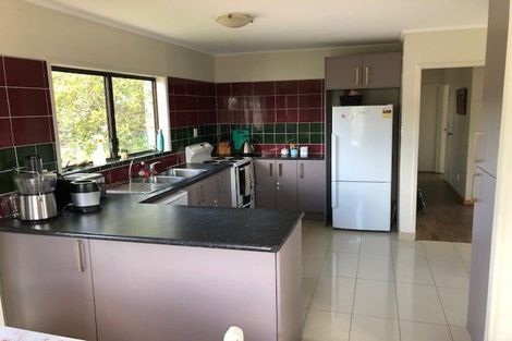 Photo of property in 463 Don Buck Road, Massey, Auckland, 0614