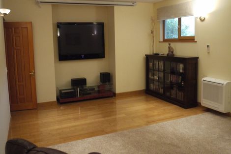 Photo of property in 7 Craigieburn Lane, Mount Pleasant, Christchurch, 8081