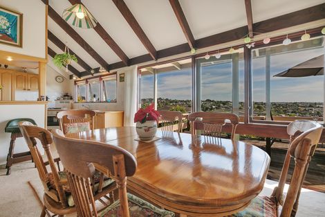 Photo of property in 7 Galaxy Drive, Mairangi Bay, Auckland, 0630