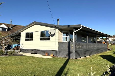Photo of property in 38 Saint Catherine Street, Kaitangata, 9210