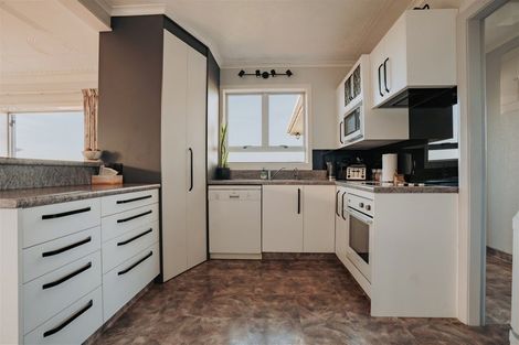 Photo of property in 99 Wilson Road, Balclutha, 9230