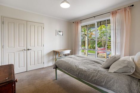 Photo of property in 5 Wells Place, Whitianga, 3510