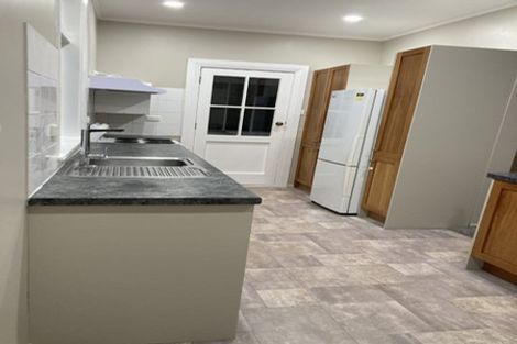 Photo of property in 32 Balfour Street, Mornington, Wellington, 6021