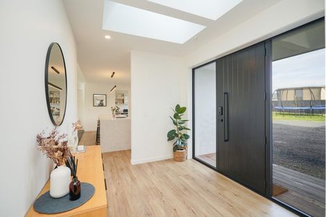 Photo of property in 6 Chatham Rise, Seaward Bush, Invercargill, 9812