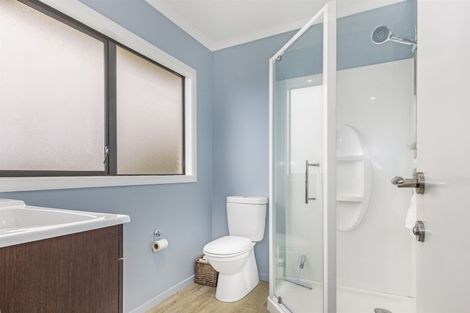 Photo of property in 17 Tongariro Drive, Aotea, Porirua, 5024