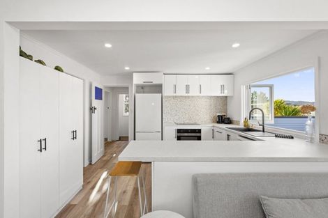 Photo of property in 14 Main Road, Raglan, 3225