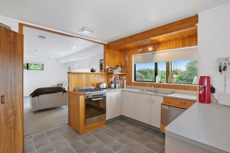 Photo of property in 60 Athenree Road, Athenree, Katikati, 3177