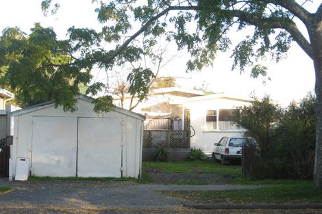 Photo of property in 4 Martin Road, Manurewa, Auckland, 2102