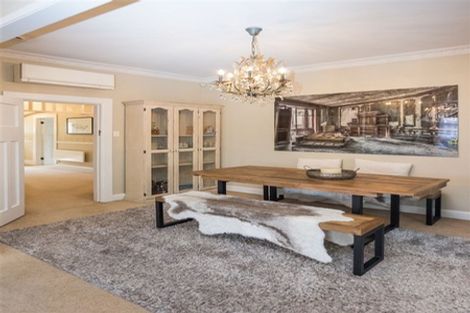 Photo of property in 10 Milverton Avenue, Hokowhitu, Palmerston North, 4410