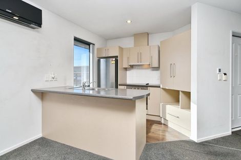 Photo of property in 1/123 Sawyers Arms Road, Northcote, Christchurch, 8052