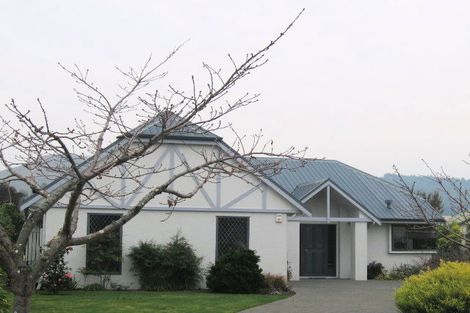 Photo of property in 3 Regent Way, Taradale, Napier, 4112