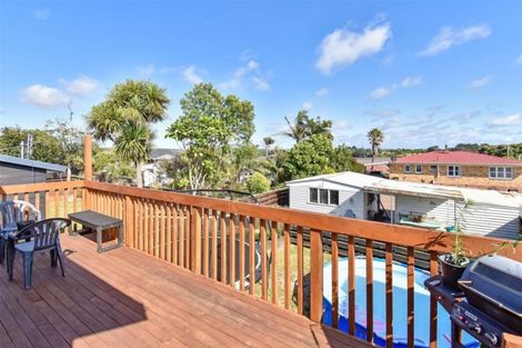 Photo of property in 2b Channel View Road, Clarks Beach, Pukekohe, 2679