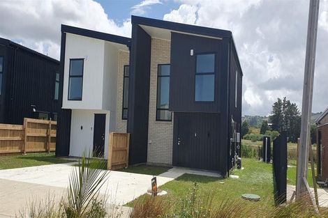 Photo of property in 21 Waikaha Street, Pokeno, 2472