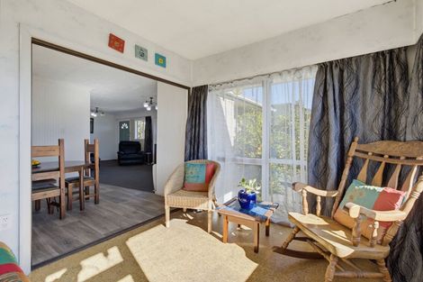 Photo of property in 42 Daniels Road, Redwood, Christchurch, 8051