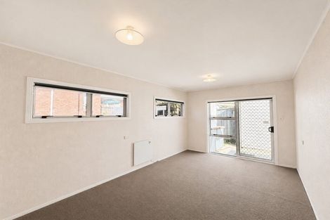 Photo of property in 15 Fields Road, Manurewa, Auckland, 2102