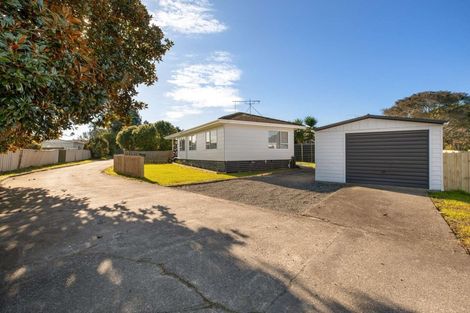 Photo of property in 48 Hamilton Drive, Waiuku, 2123