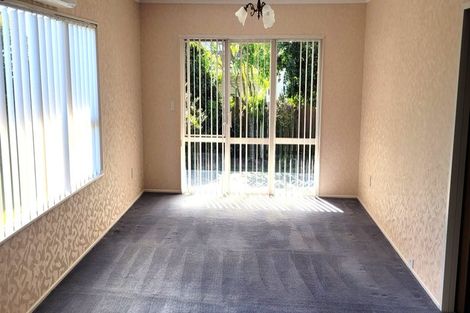 Photo of property in 17 Awanui Drive, Waikanae, 5036