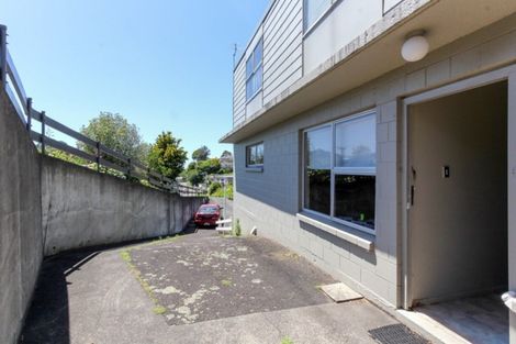 Photo of property in 8/75 Carrington Street, Lower Vogeltown, New Plymouth, 4310