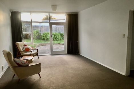 Photo of property in 1a Richard Street, Titahi Bay, Porirua, 5022