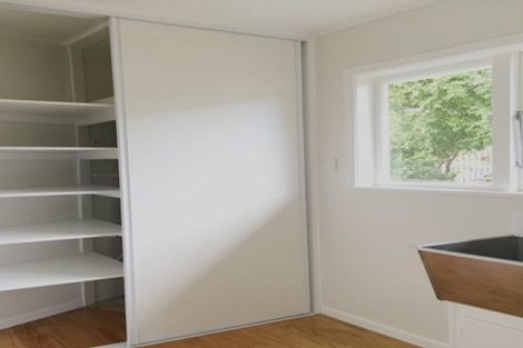 Photo of property in 45 Blakeborough Drive, Forrest Hill, Auckland, 0620