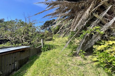 Photo of property in 9 Hungerford Road, Lyall Bay, Wellington, 6022