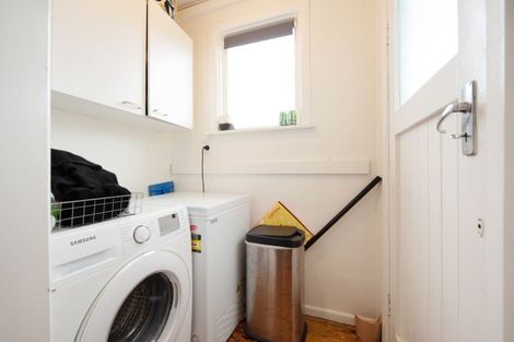 Photo of property in 23 Trent Street, Island Bay, Wellington, 6023