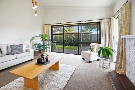 Photo of property in 16 Bryce Street, Cambridge, 3434