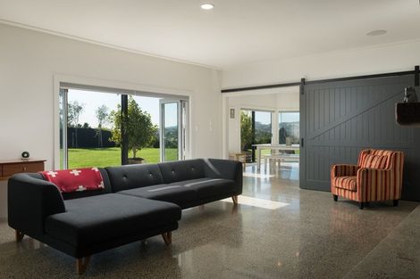 Photo of property in 28 Hanlow Place, Pyes Pa, Tauranga, 3112