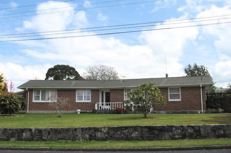Photo of property in 81 Grand Vue Road, Kawaha Point, Rotorua, 3010