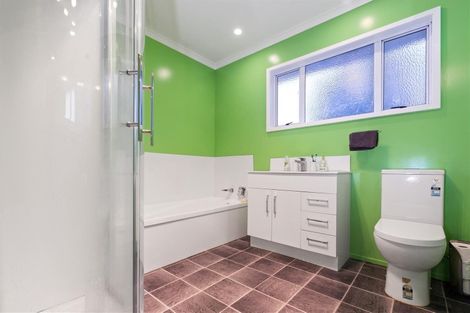 Photo of property in 8 Roger Street, Pukehangi, Rotorua, 3015