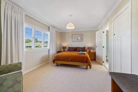 Photo of property in 26 Baring Terrace, Strandon, New Plymouth, 4312