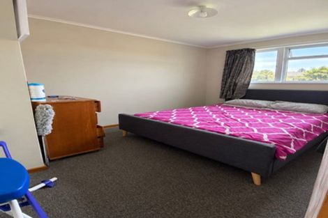 Photo of property in 10 Cheshire Street, Cannons Creek, Porirua, 5024