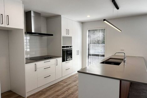 Photo of property in 2/8 Cherry Place, Casebrook, Christchurch, 8051