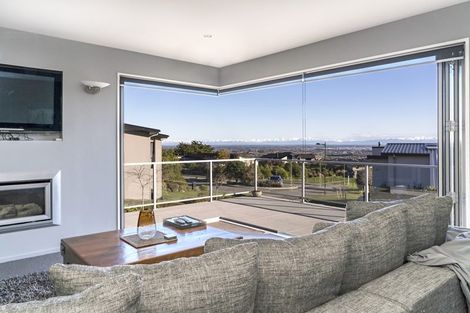 Photo of property in 16 Quarry Hill Terrace, Kennedys Bush, Christchurch, 8025