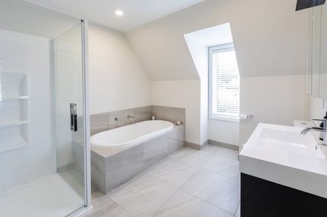 Photo of property in 8 Lucas Lane, Hillsborough, Christchurch, 8022