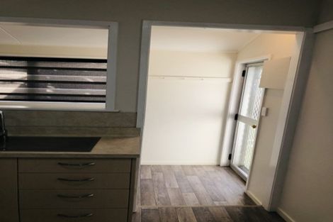 Photo of property in 1/102 Settlement Road, Papakura, 2110