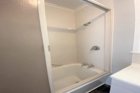 Photo of property in 3 Harris Place, Gonville, Whanganui, 4501