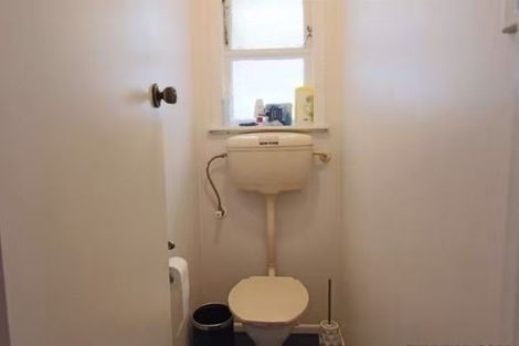 Photo of property in 27 Kohekohe Street, New Lynn, Auckland, 0600