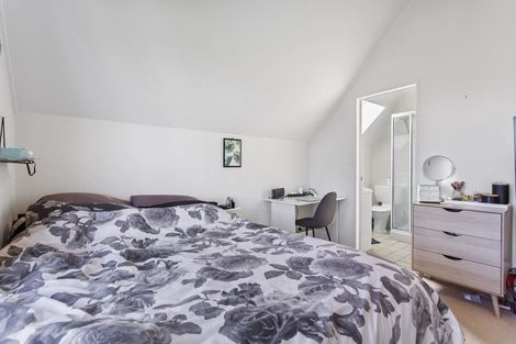 Photo of property in 1c Blackett Crescent, Meadowbank, Auckland, 1072