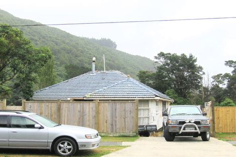 Photo of property in 2 Black Beech Street, Birchville, Upper Hutt, 5018