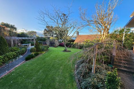Photo of property in 1/29 Pupuke Road, Takapuna, Auckland, 0622